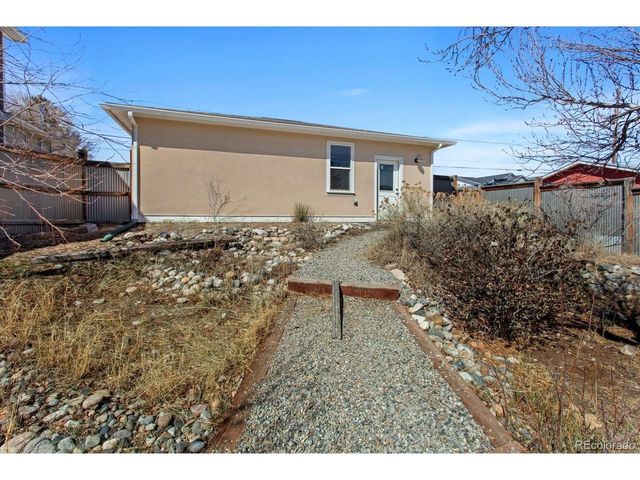 1208 E St, Salida, CO 81201