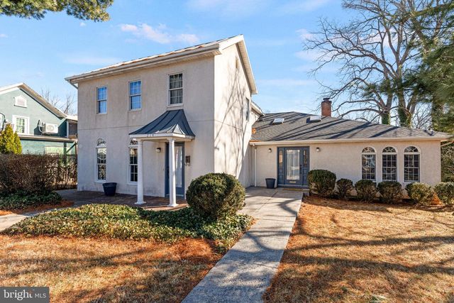 214 S ROYAL AVE, Front Royal, VA 22630