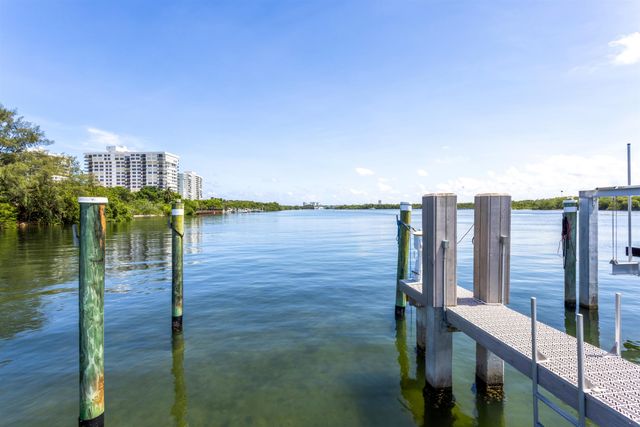 900 Lago Mar Lane Penthouse, Boca Raton, FL 33431