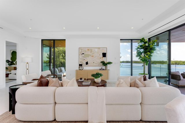 900 Lago Mar Lane Penthouse, Boca Raton, FL 33431