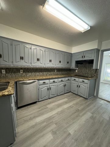 7747 Dentcrest Drive, Dallas, TX 75254