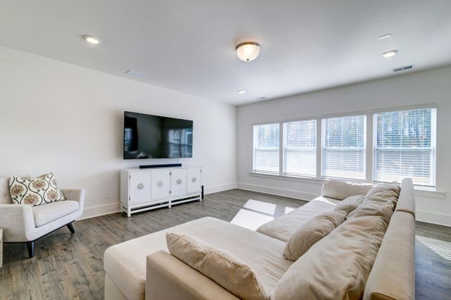 101 Willet Lane, Summerville, SC 29486