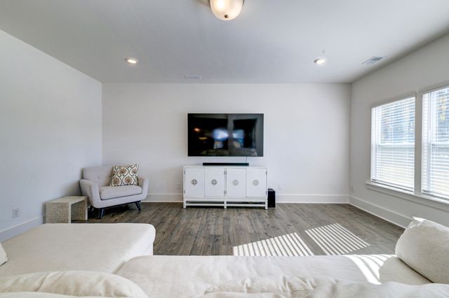 101 Willet Lane, Summerville, SC 29486