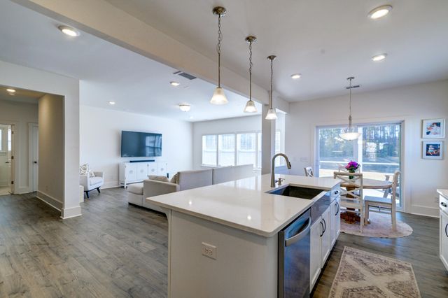 101 Willet Lane, Summerville, SC 29486