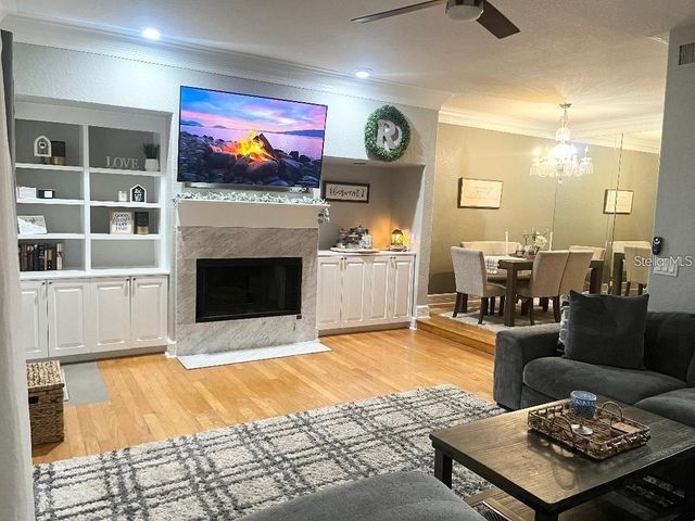 9726 TIFFANY OAKS LANE 9726, Tampa, FL 33612