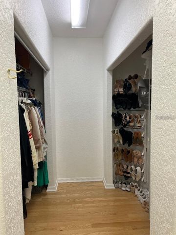 9726 TIFFANY OAKS LANE 9726, Tampa, FL 33612