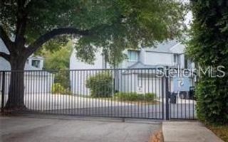 9726 TIFFANY OAKS LANE 9726, Tampa, FL 33612