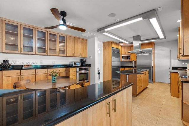 6220 SW 123rd Ter, Pinecrest, FL 33156