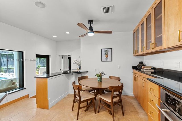 6220 SW 123rd Ter, Pinecrest, FL 33156