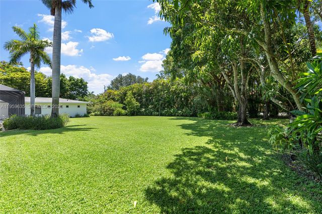 6220 SW 123rd Ter, Pinecrest, FL 33156