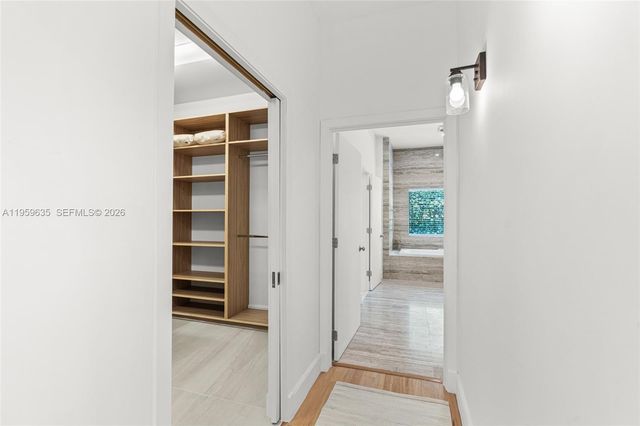 6220 SW 123rd Ter, Pinecrest, FL 33156