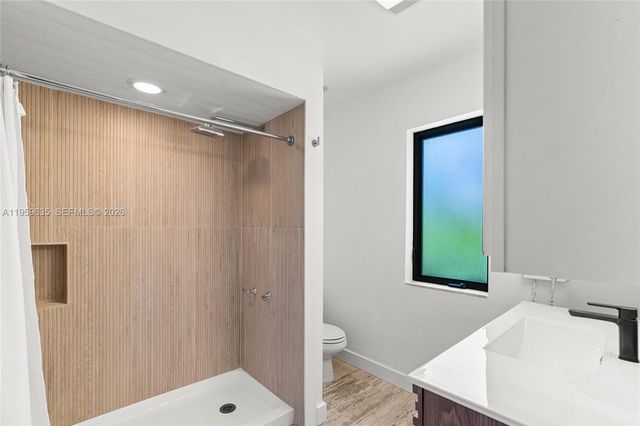 6220 SW 123rd Ter, Pinecrest, FL 33156