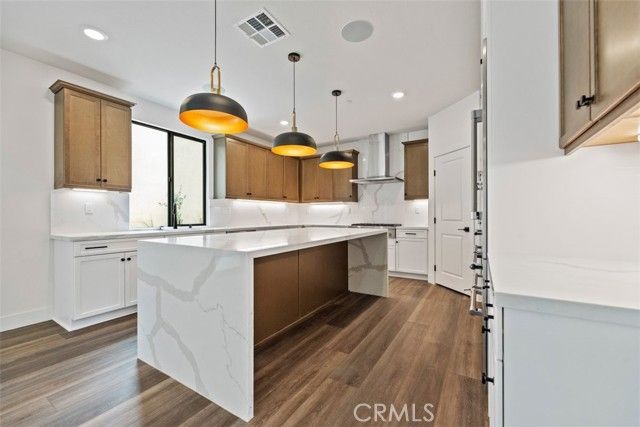 951 N Avenue 66, Los Angeles, CA 90042