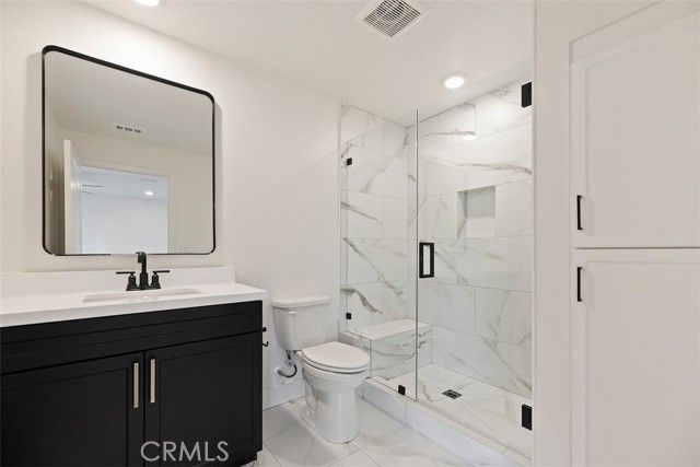 951 N Avenue 66, Los Angeles, CA 90042