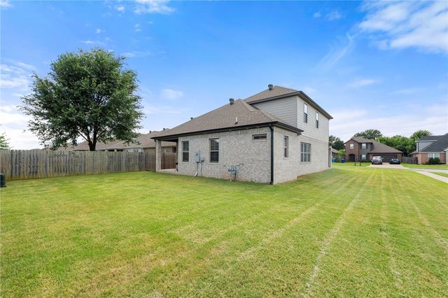 1519 Park Street, Lowell, AR 72745