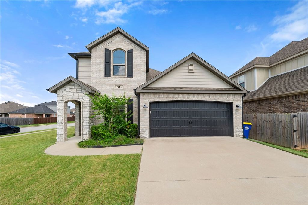 1519 Park Street, Lowell, AR 72745