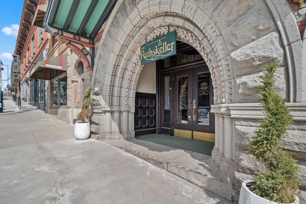 24 W 6th Avenue 401, Helena, MT 59601 photo 2