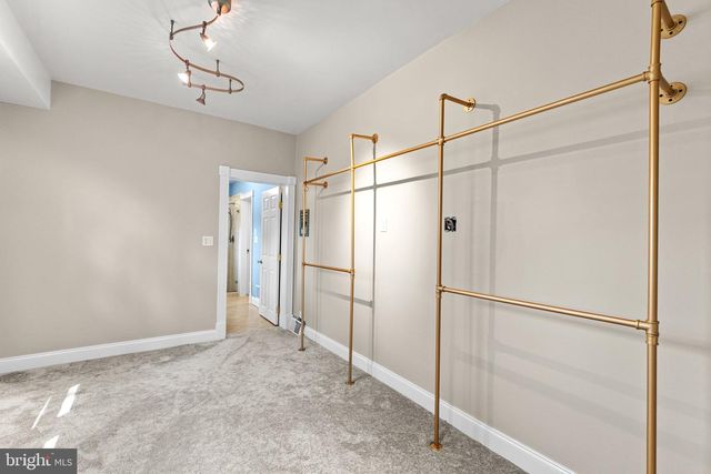 370 KING CARTER DR, Irvington, VA 22480