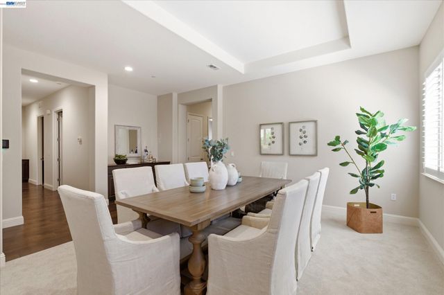 101 Gridley Ct, Brentwood, CA 94513