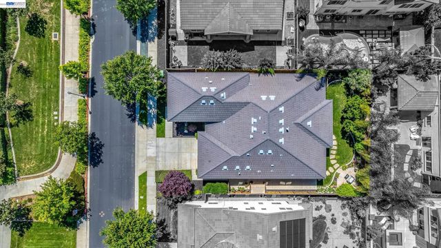 101 Gridley Ct, Brentwood, CA 94513