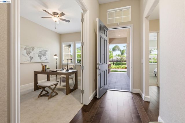 101 Gridley Ct, Brentwood, CA 94513