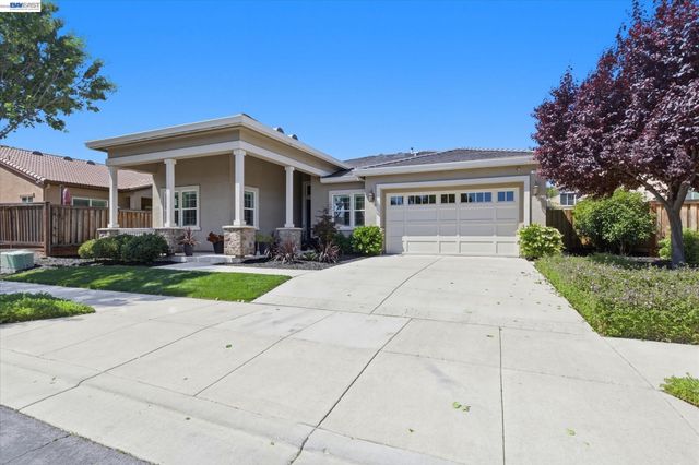 101 Gridley Ct, Brentwood, CA 94513