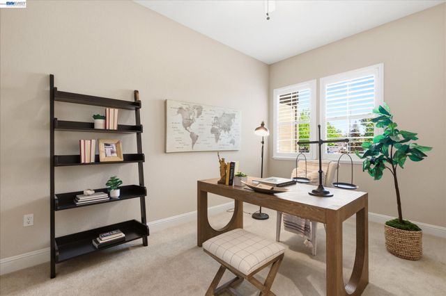101 Gridley Ct, Brentwood, CA 94513