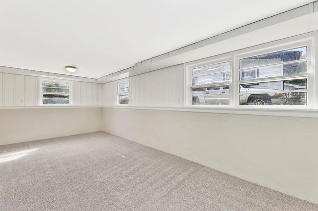 238 Western Ave, Haysville, KS 67060