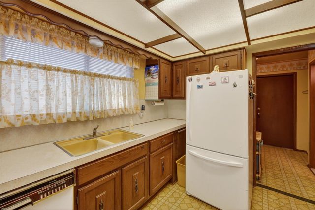 13396 Moray Court, Sterling Heights, MI 48312