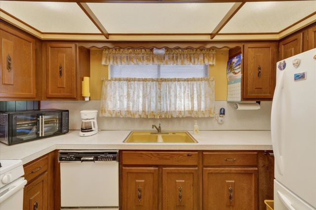 13396 Moray Court, Sterling Heights, MI 48312