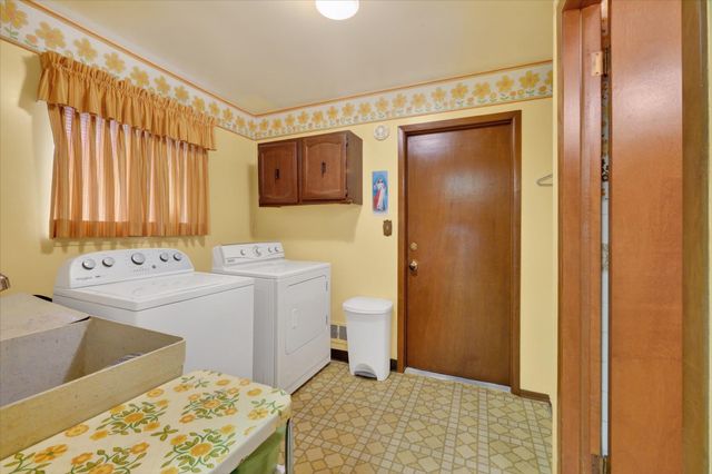 13396 Moray Court, Sterling Heights, MI 48312