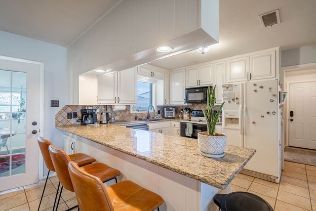 6800 E County Rd 105, Midland, TX 79706