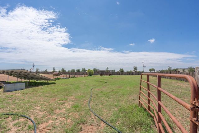 6800 E County Rd 105, Midland, TX 79706