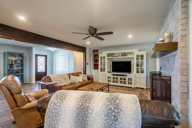 6800 E County Rd 105, Midland, TX 79706