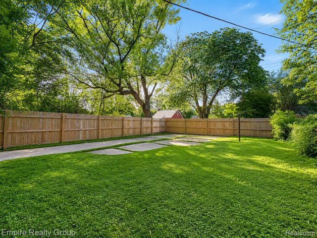 12719 Wade Street, Detroit, MI 48213