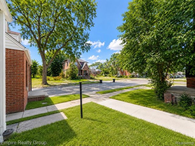 12719 Wade Street, Detroit, MI 48213
