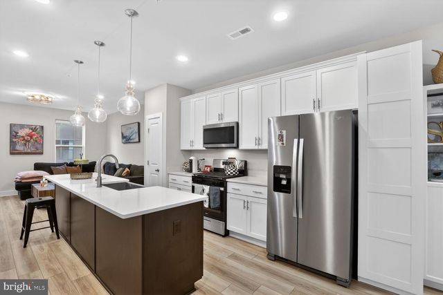 112 GLASS LN, Baltimore, MD 21230