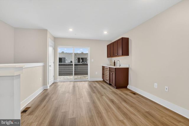 112 GLASS LN, Baltimore, MD 21230