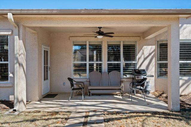 110 Cobb Cavern DR, Georgetown, TX 78633