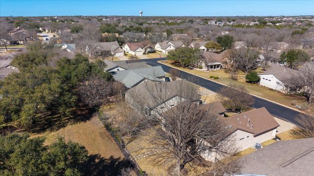 110 Cobb Cavern DR, Georgetown, TX 78633