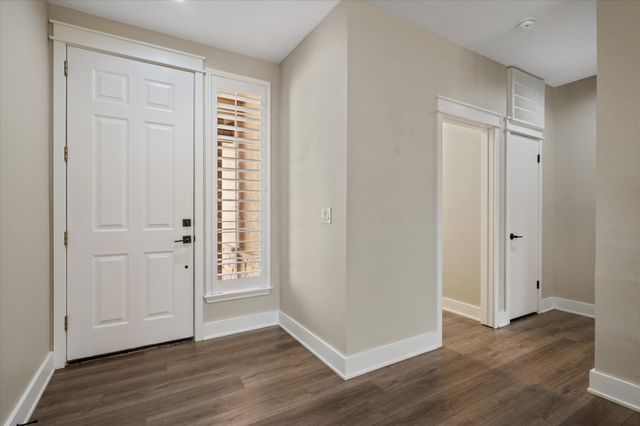 110 Cobb Cavern DR, Georgetown, TX 78633