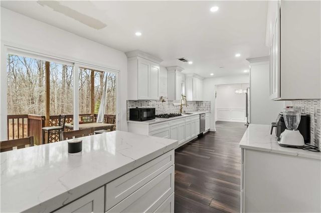 309 Rambling Court, Mcdonough, GA 30252