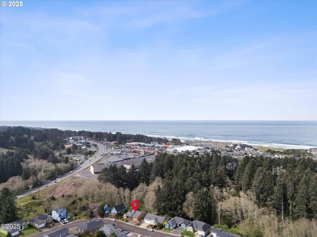 4555 Ne TIDE Ave, Lincoln City, OR 97367