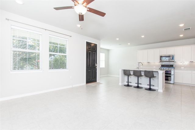 121 Lafitte DR 101, San Marcos, TX 78666