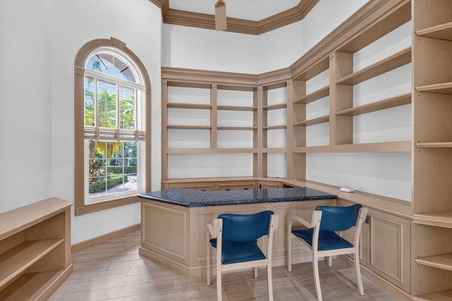 6629 Grande Orchid Way, Delray Beach, FL 33446