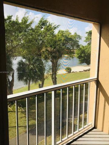 15330 SW 106th Ter 915, Miami, FL 33196