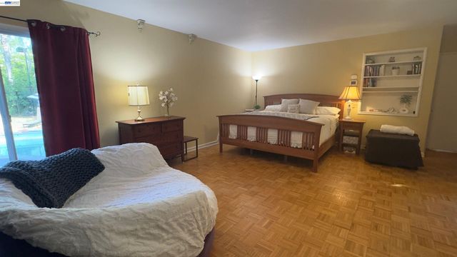 190 Alderwood Rd, Walnut Creek, CA 94598