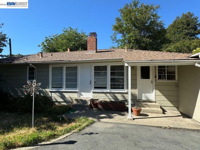 190 Alderwood Rd, Walnut Creek, CA 94598