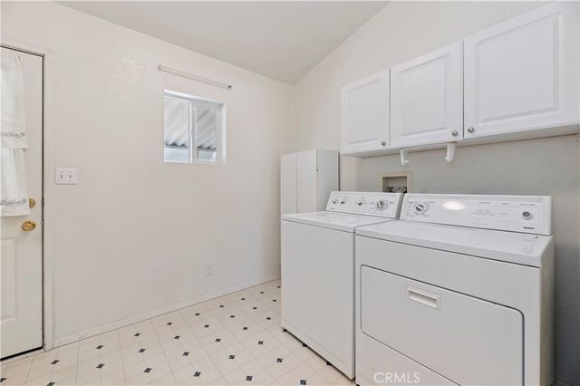 1536 S State 213, Hemet, CA 92543