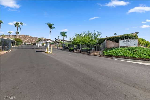 1536 S State 213, Hemet, CA 92543